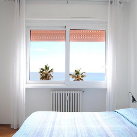 Gaiavacanze Beach Apartment Bordighera Exterior photo